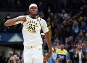 米切尔惊艳全场，魔术助攻爆棚，冲击季后赛逆转取胜！的简单介绍