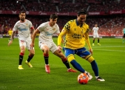 瓦伦西亚客场击败塞维利亚，积分攀升向前