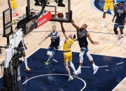 关于湖人险胜状态爆棚，国王关键表现点燃全场！的信息